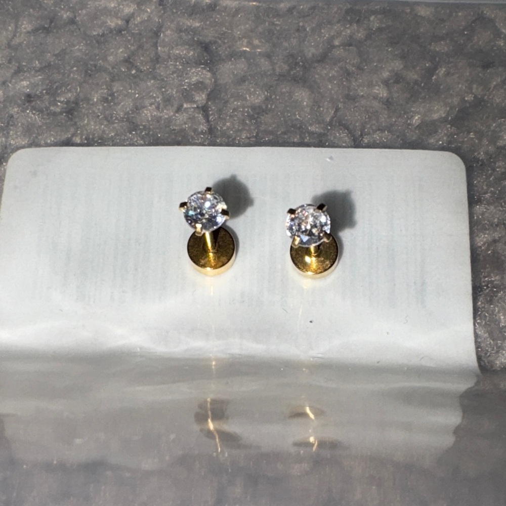 Renkovte CZ Stud Earrings gold color